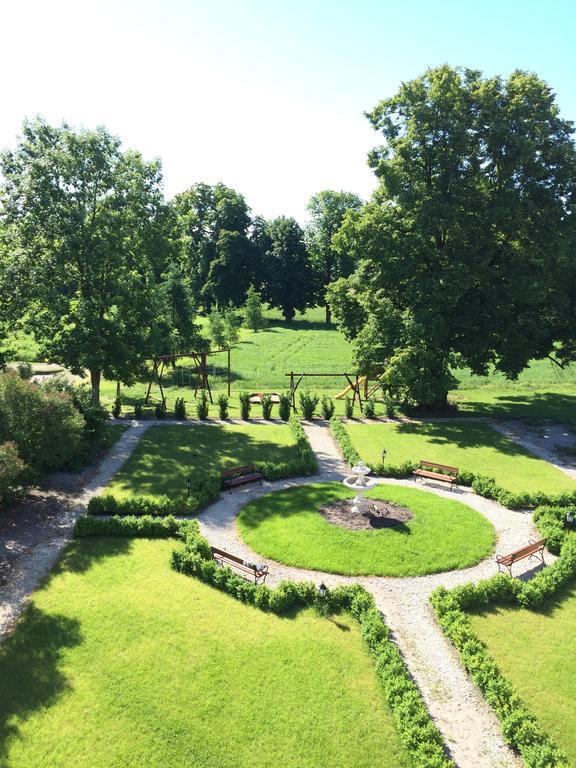 Agropark - Dworek Pod Lipa Sobkow Экстерьер фото