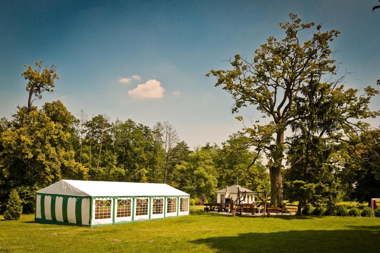 Agropark - Dworek Pod Lipa Sobkow Экстерьер фото