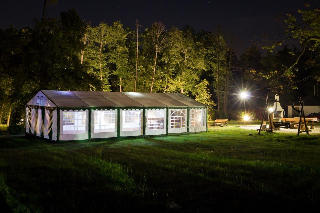 Agropark - Dworek Pod Lipa Sobkow Экстерьер фото